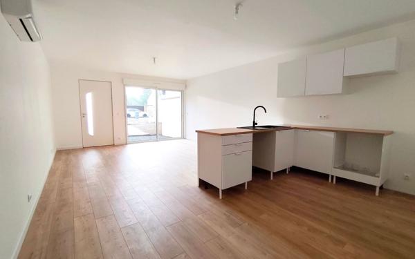 Maison à vendre    3 pièces • 80 m2 Épône