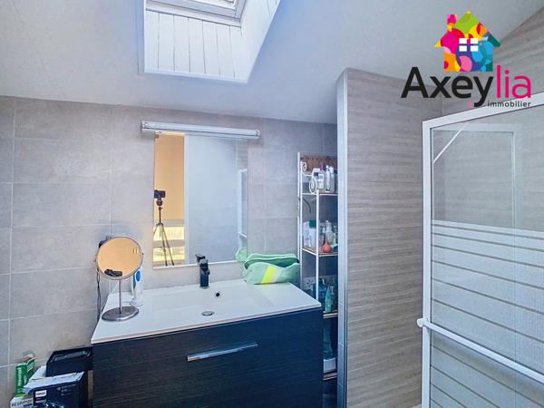 Villerest (42300) A VENDRE- VILLEREST- MAISON AVEC PISCINE