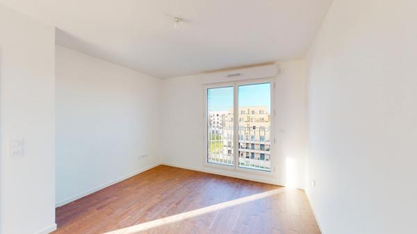 CHATENAY-MALABRY - appartement 3 pièces 58,8m2 avec terrasse de 17m2 ; parking ; commerces ; T10 ; Ecoles