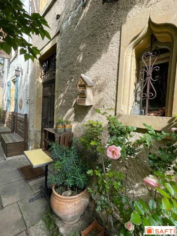 Belle demeure de charme de 270 m2 au cœur de Montbazens