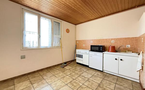 Maison à vendre    6 pièces •  Royan