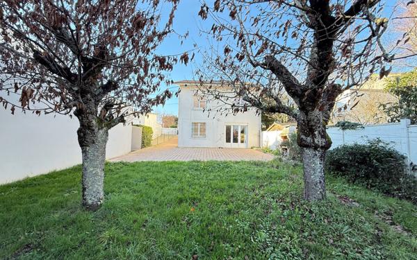 Maison à vendre    6 pièces •  Royan