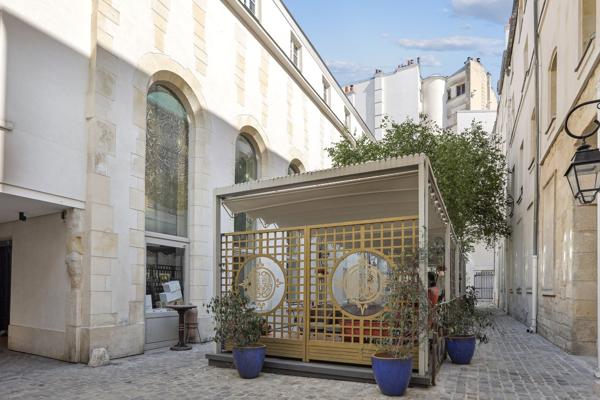 Vente Hôtel particulier Paris 7 5 Pièces 170 m²