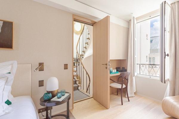 Vente Hôtel particulier Paris 7 5 Pièces 170 m²