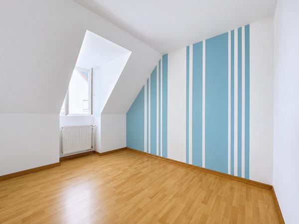 Maison
         5 pièces
        - 115 m² 339 000 € *