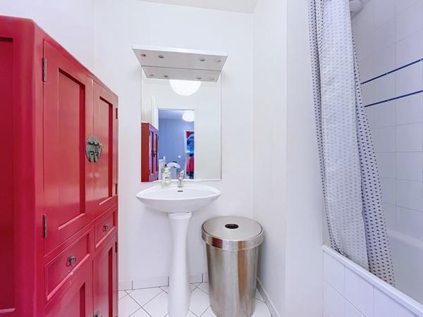 Maison
         5 pièces
        - 115 m² 339 000 € *