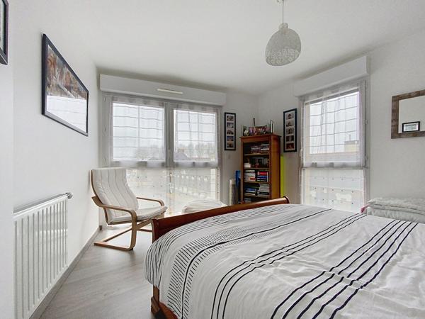 APPARTEMENT T3 PLEIN COEUR DE SAINT SEBASTIEN SUR LOIRE GRANDE TERRASSE CAVE ET STATIONNEMENT