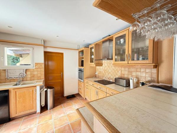 Maison à vendre 6 pièces SANARY SUR MER (83)