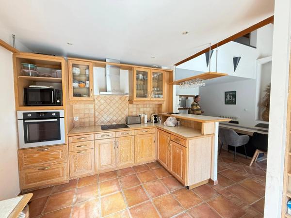 Maison à vendre 6 pièces SANARY SUR MER (83)