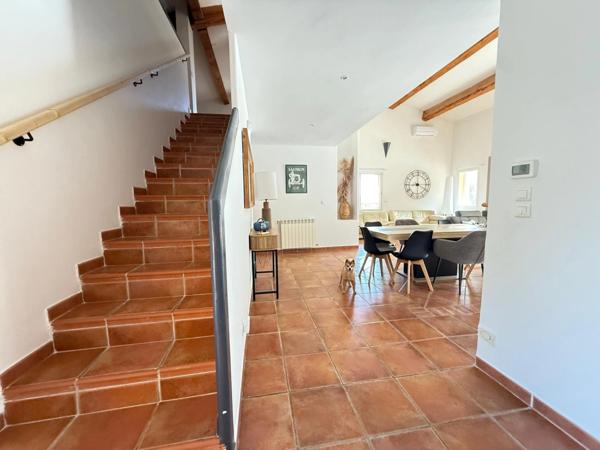 Maison à vendre 6 pièces SANARY SUR MER (83)