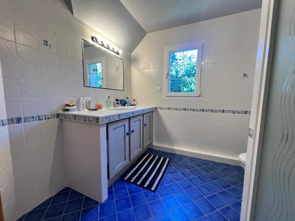 EXCLUSIVITE => Magnifique maison de 220 m2 sur un terrain clos de 10 ares - BAVILLIERS limite BELFORT - Secteur calme