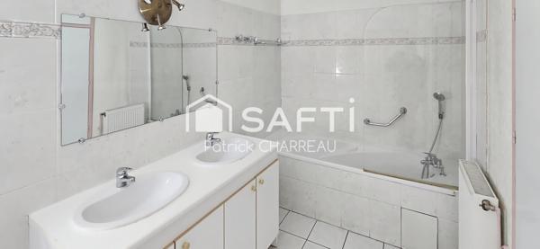 Appartement 3 chambres - 163 m² - Brive