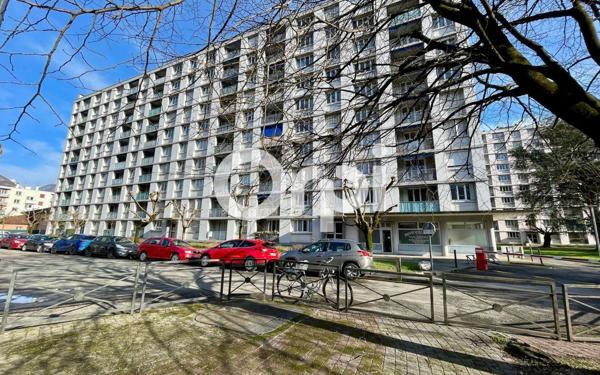 Appartement à vendre    4 pièces • 87,50 m2 Grenoble