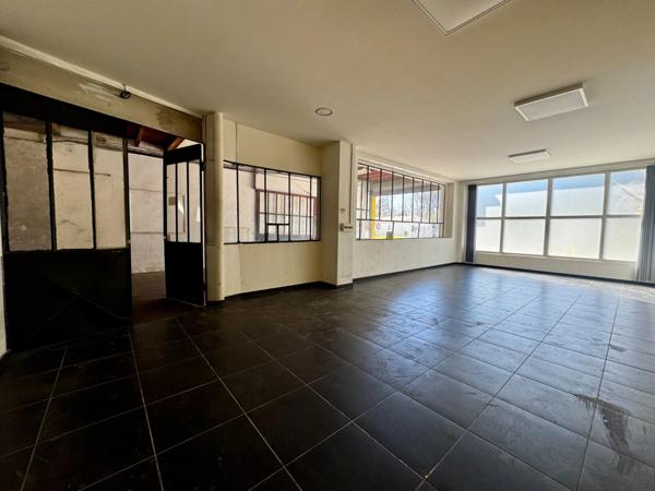 Ensemble immobilier au coeur du bourg de Meilhan sur Garonne