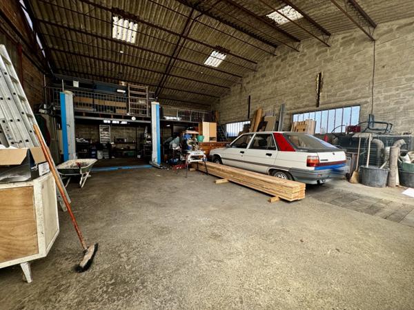 Ensemble immobilier au coeur du bourg de Meilhan sur Garonne