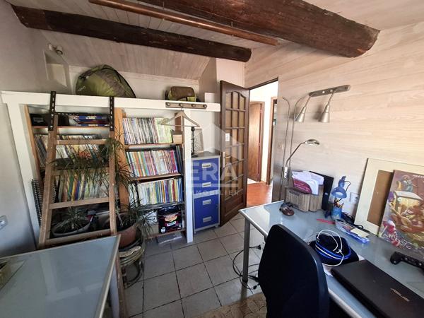 En exclusivité - Duplex T5 avec terrasse : Secteur Capelette (13010)