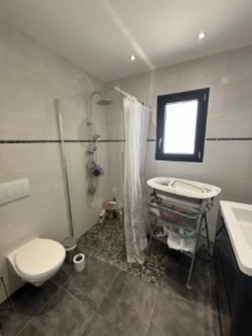 Appartement à vendre 4 pièces DAX (40) dans secteur calme proximité tous commerces et écoles