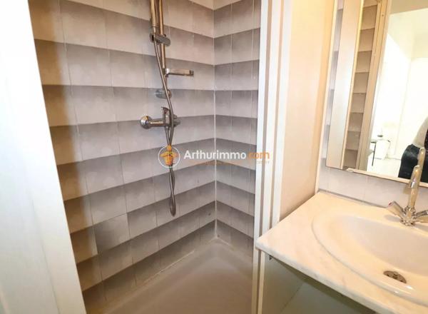 Vente                                                      Appartement
                        
                     2 pièces                      27 m2                     à Le Grau-du-Roi