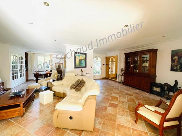 Immobilier Mougins (06250) – Maison 203.81m2 – 1 380 000 €