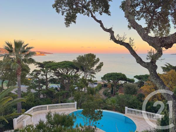 Maison à vendre  9 pièces - 289 m2 STE MAXIME - 83