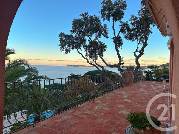 Maison à vendre  9 pièces - 289 m2 STE MAXIME - 83