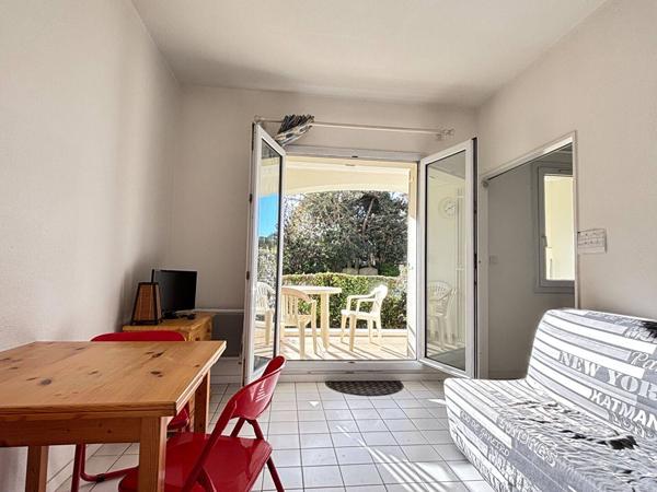 APPARTEMENT à VAUX SUR MER