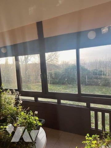 A VENDRE Manoir de caractère à MESNIL-ESNARD (76240) d'une surface d'environ 200 m² dans un cad...