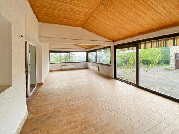 Dpt Gers (32), à vendre Proche de RISCLE château T6 de 327 m² habitables + 580 m² de dépendances attenantes sur 8157 m² de terrain