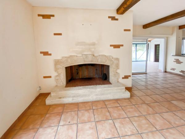 Dpt Gers (32), à vendre Proche de RISCLE château T6 de 327 m² habitables + 580 m² de dépendances attenantes sur 8157 m² de terrain