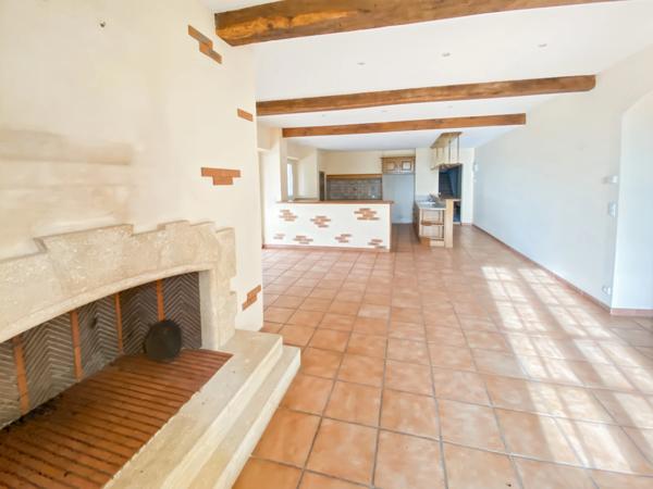 Dpt Gers (32), à vendre Proche de RISCLE château T6 de 327 m² habitables + 580 m² de dépendances attenantes sur 8157 m² de terrain