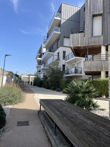 La Terrasse du Port (AMEL 12)