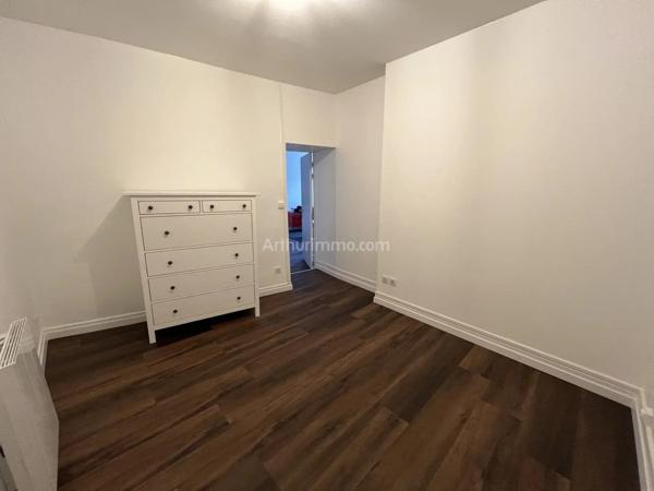 Location                                                      Appartement
                        
                     2 pièces                      37 m2                     à Saulieu