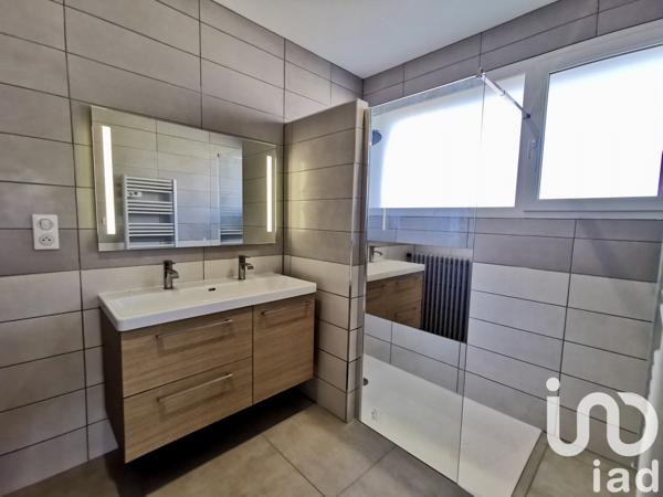 Maison à vendre 5 pièces 105 m² Châteaubernard