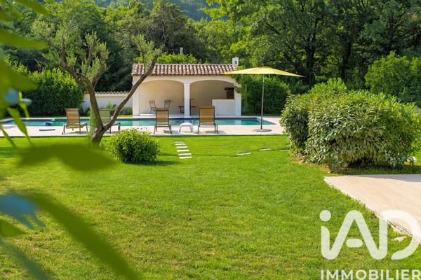 Maison à vendre 6 pièces 132 m² Châteauneuf-Grasse