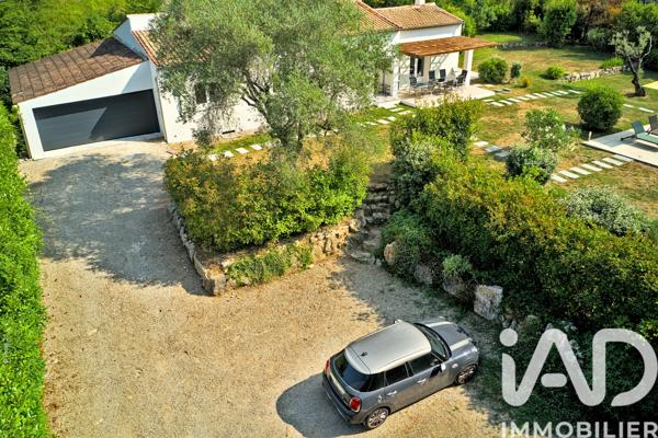 Maison à vendre 6 pièces 132 m² Châteauneuf-Grasse