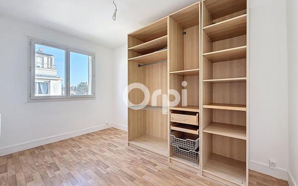 Appartement à louer    2 pièces •  L'Haÿ-les-Roses