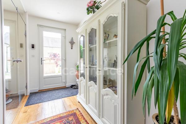 Maison à vendre 8 pièces 200 m² de garage et terrasse 90 m² SOISSONS (02)