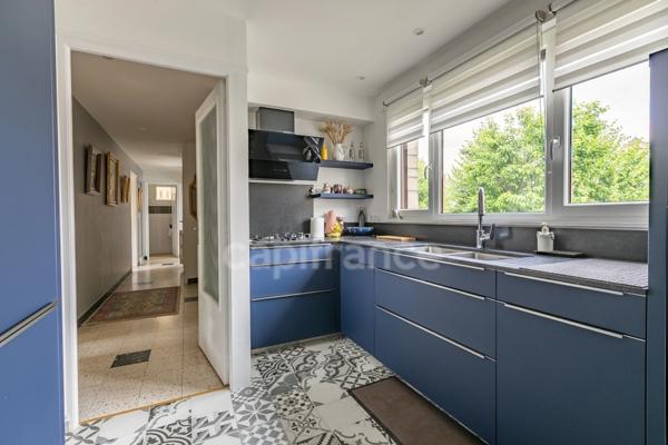 Maison à vendre 8 pièces 200 m² de garage et terrasse 90 m² SOISSONS (02)