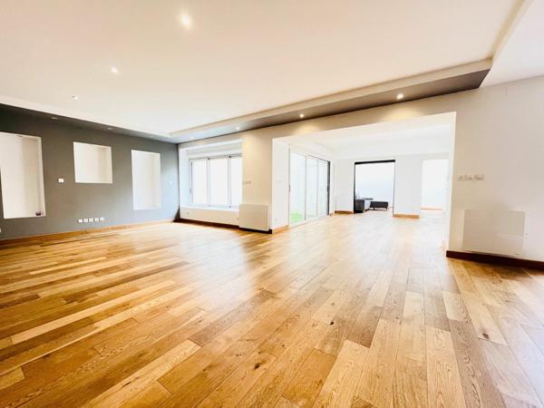 Appartement à vendre    5 pièces • 176,87 m2 Nancy