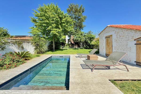 La Rochelle (17000) Fétilly - Maison aux prestations haut de gamme, garage, stationnements, chambre en rdc, piscine..