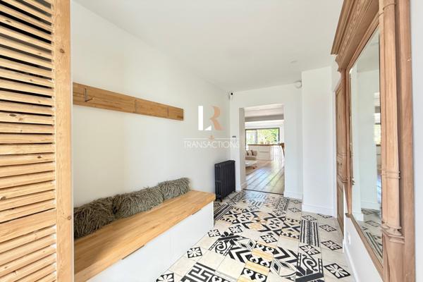 La Rochelle (17000) Fétilly - Maison aux prestations haut de gamme, garage, stationnements, chambre en rdc, piscine..