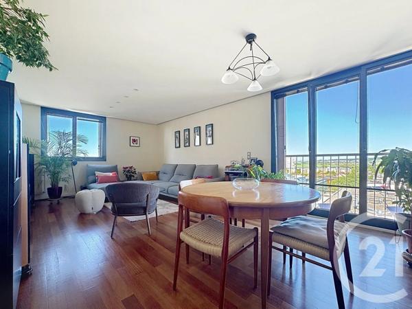 Appartement T4 à vendre  4 pièces - 79,64 m 2   REIMS  - 51