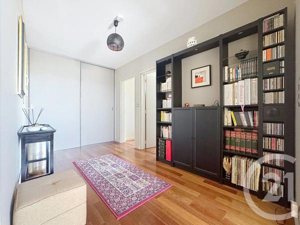Appartement T4 à vendre  4 pièces - 79,64 m 2   REIMS  - 51