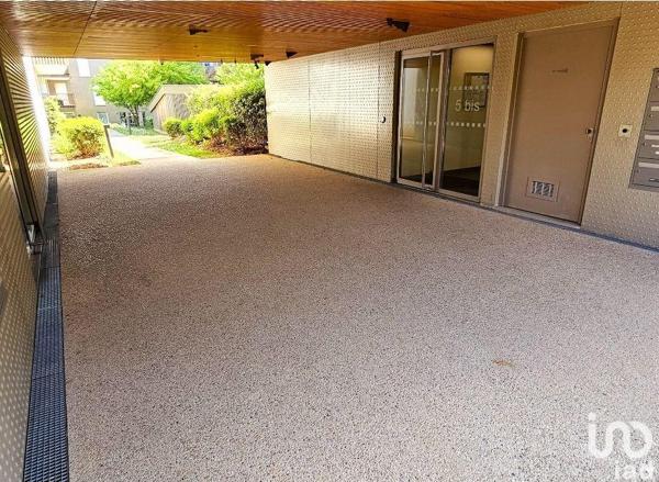 Location parking 12 m² Bonneuil-sur-Marne