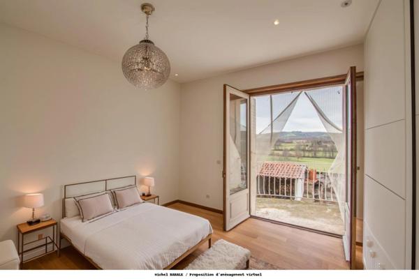 Dpt Rhône (69), à vendre AVEIZE, Ferme, 4 chambres et nombreuses dépendances