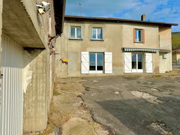 Dpt Rhône (69), à vendre AVEIZE, Ferme, 4 chambres et nombreuses dépendances