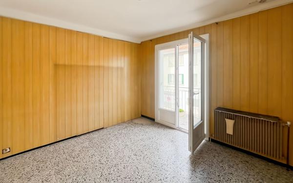 Appartement à vendre    4 pièces • 94 m2 Toulon