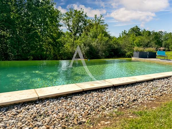 Superbe propriété avec gîte et 20 hectares