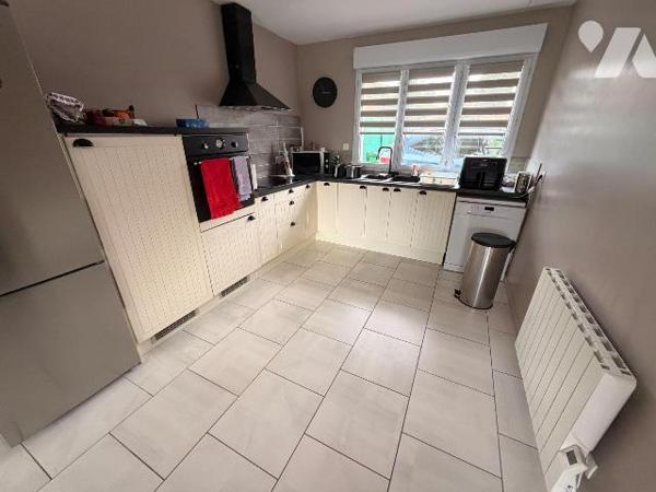 A vendre chez votre Notaire, maison semi individuelle sur Bray-Dunes (59123), dans un petit lot...