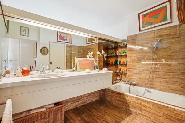 Vente Appartement de luxe Neuilly-sur-Seine 6 Pièces 147 m²
